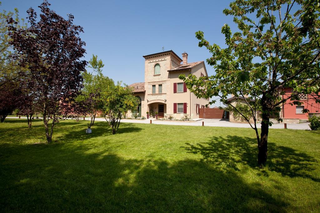 La Rondanina Villa Castelnuovo Fogliani Exterior foto